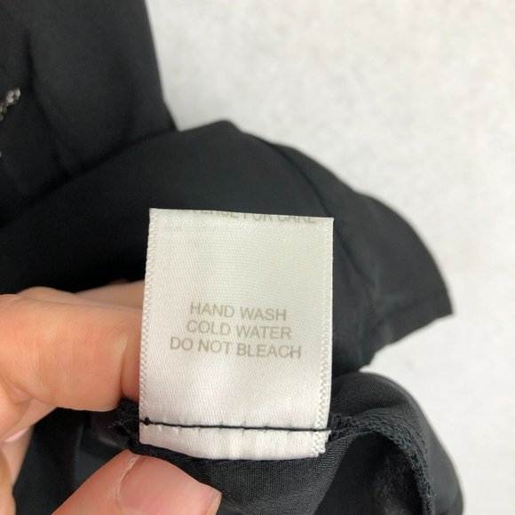 Line & Dot Revolve Women's Medium Black Chain Detail Sleeveless Crepe Blouse - Picture 9 of 10